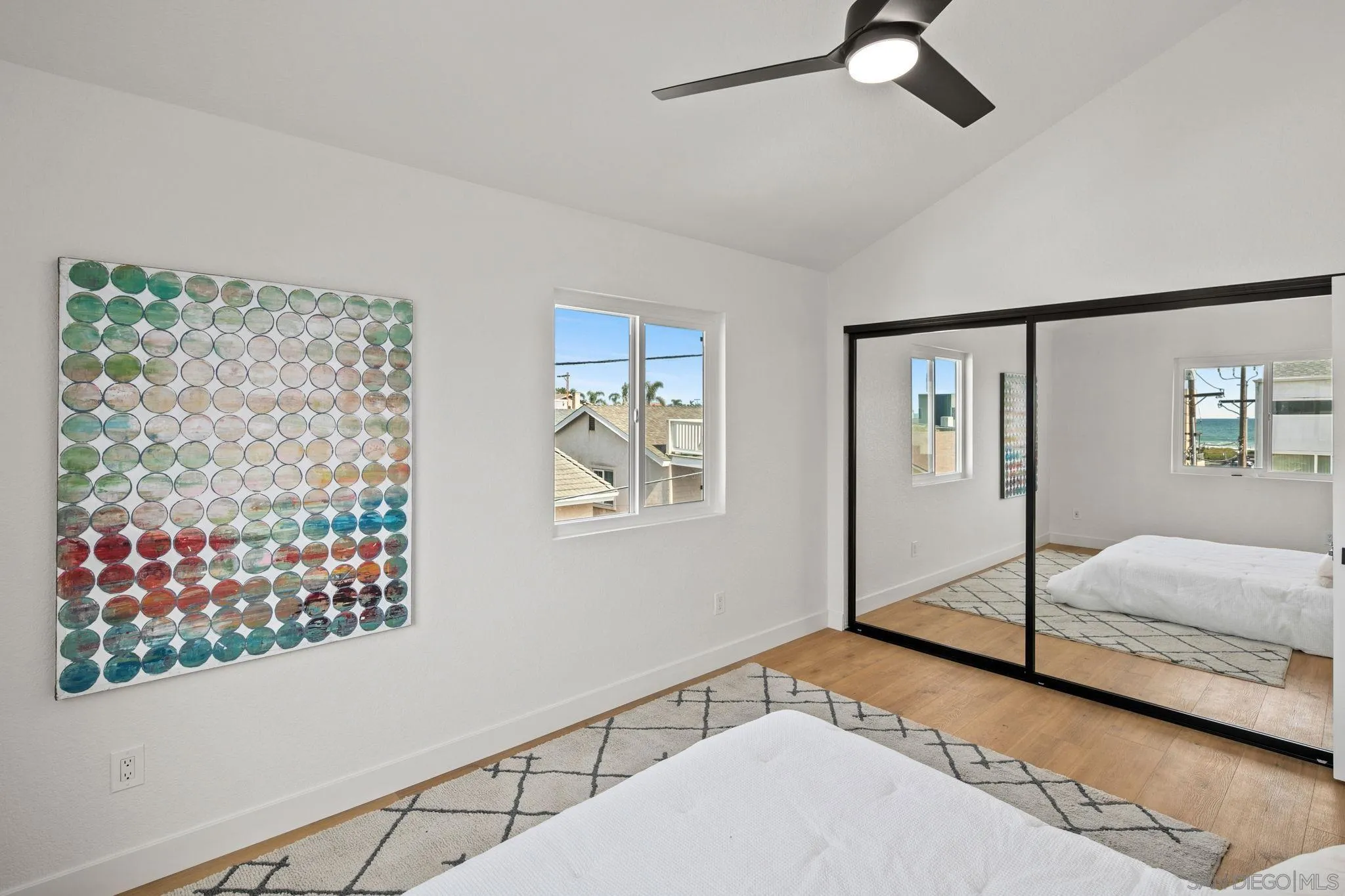 152 Evergreen Ave. Unit 4