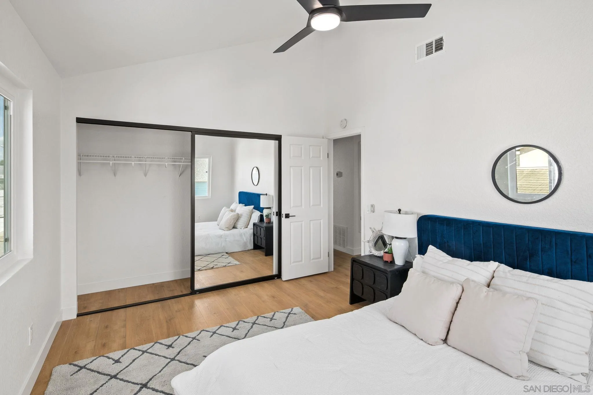 152 Evergreen Ave. Unit 4