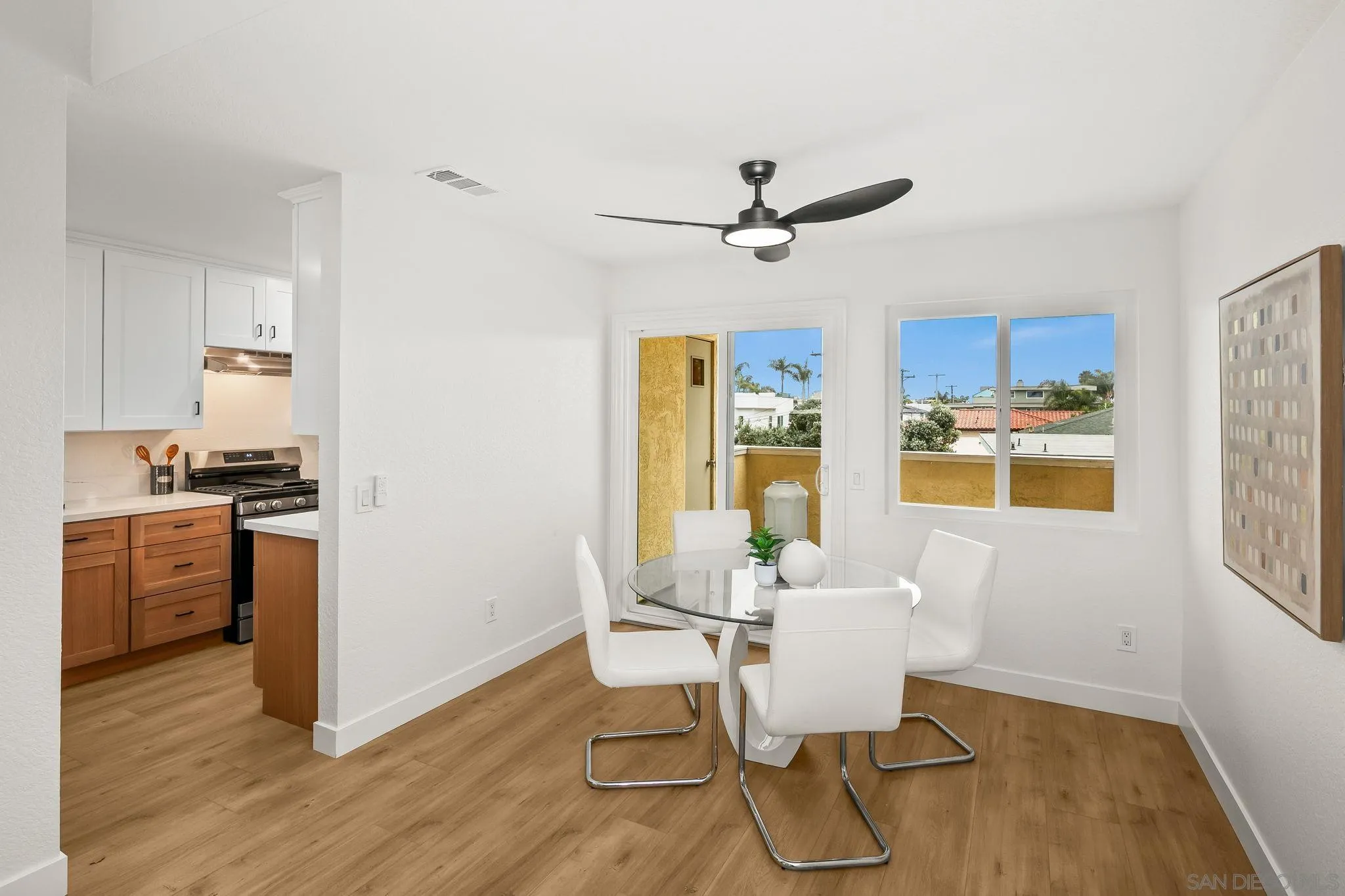 152 Evergreen Ave. Unit 4