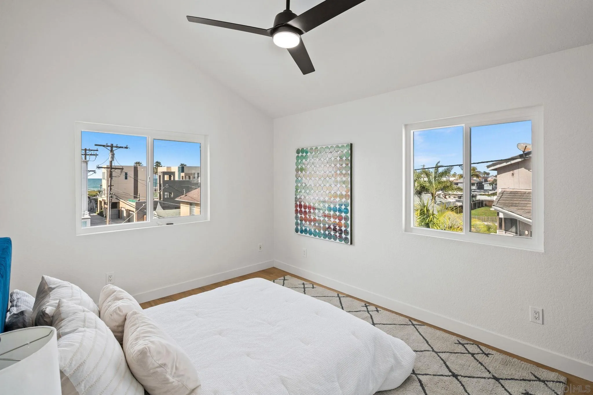 152 Evergreen Ave. Unit 4