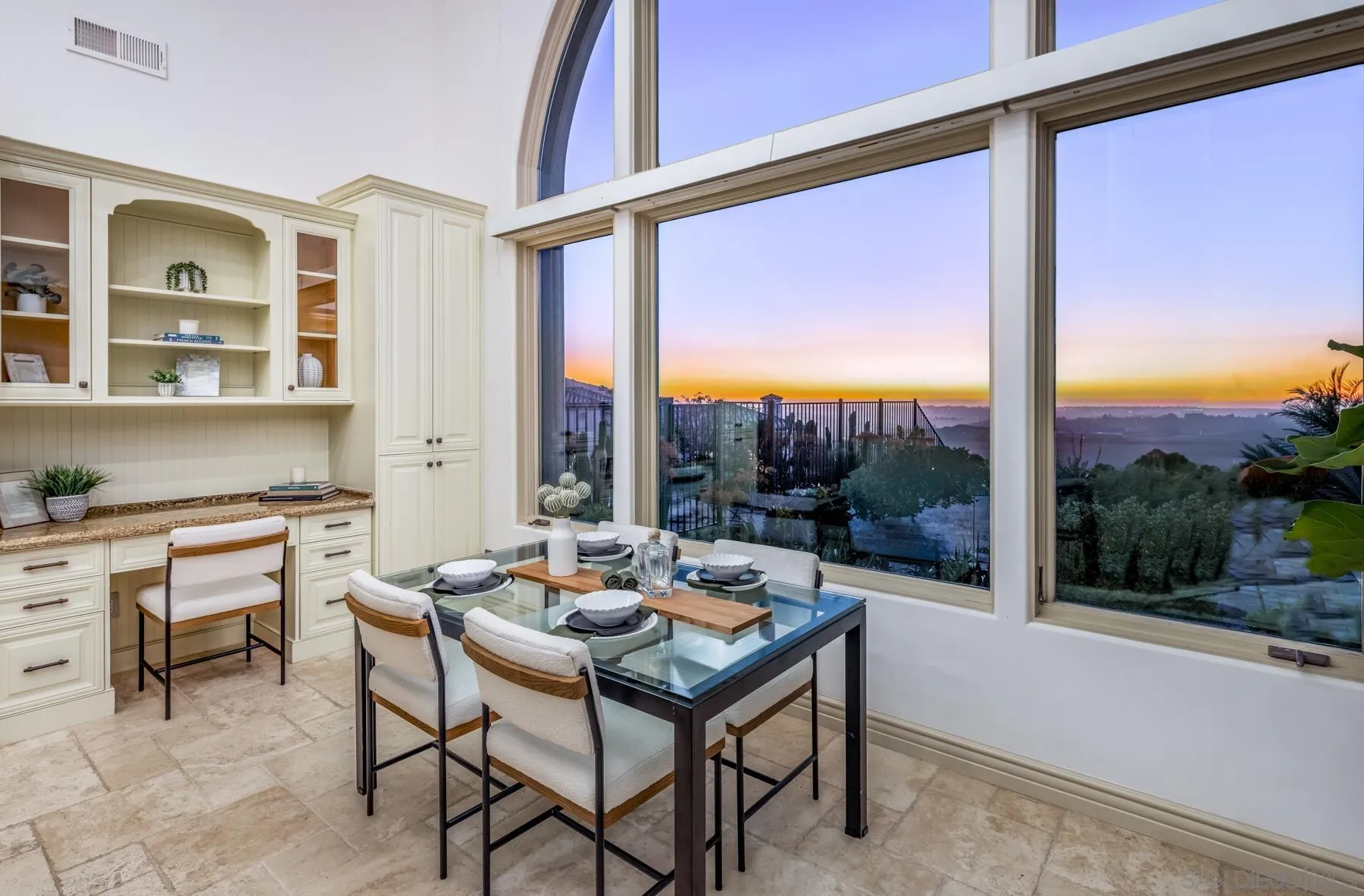 7718 Camino Sin Puente