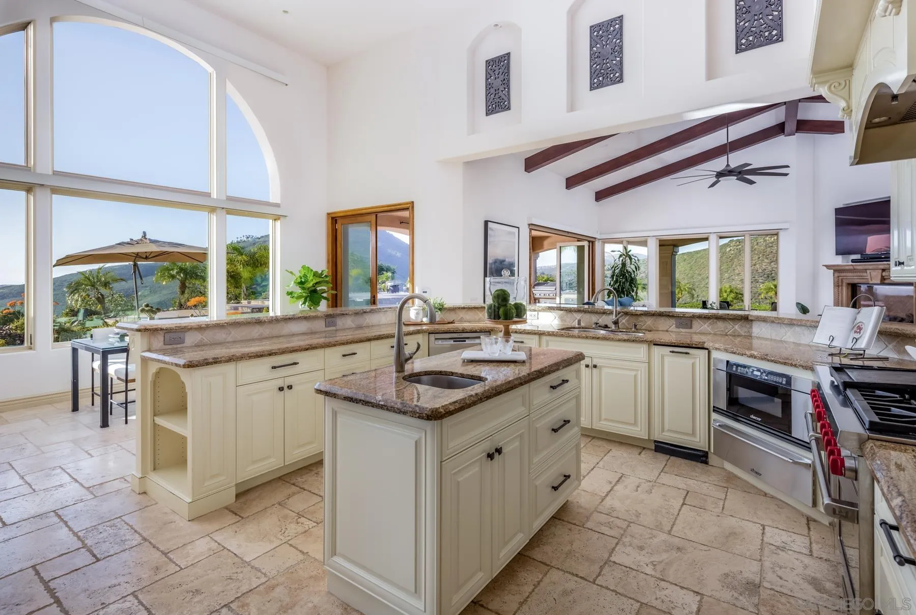 7718 Camino Sin Puente