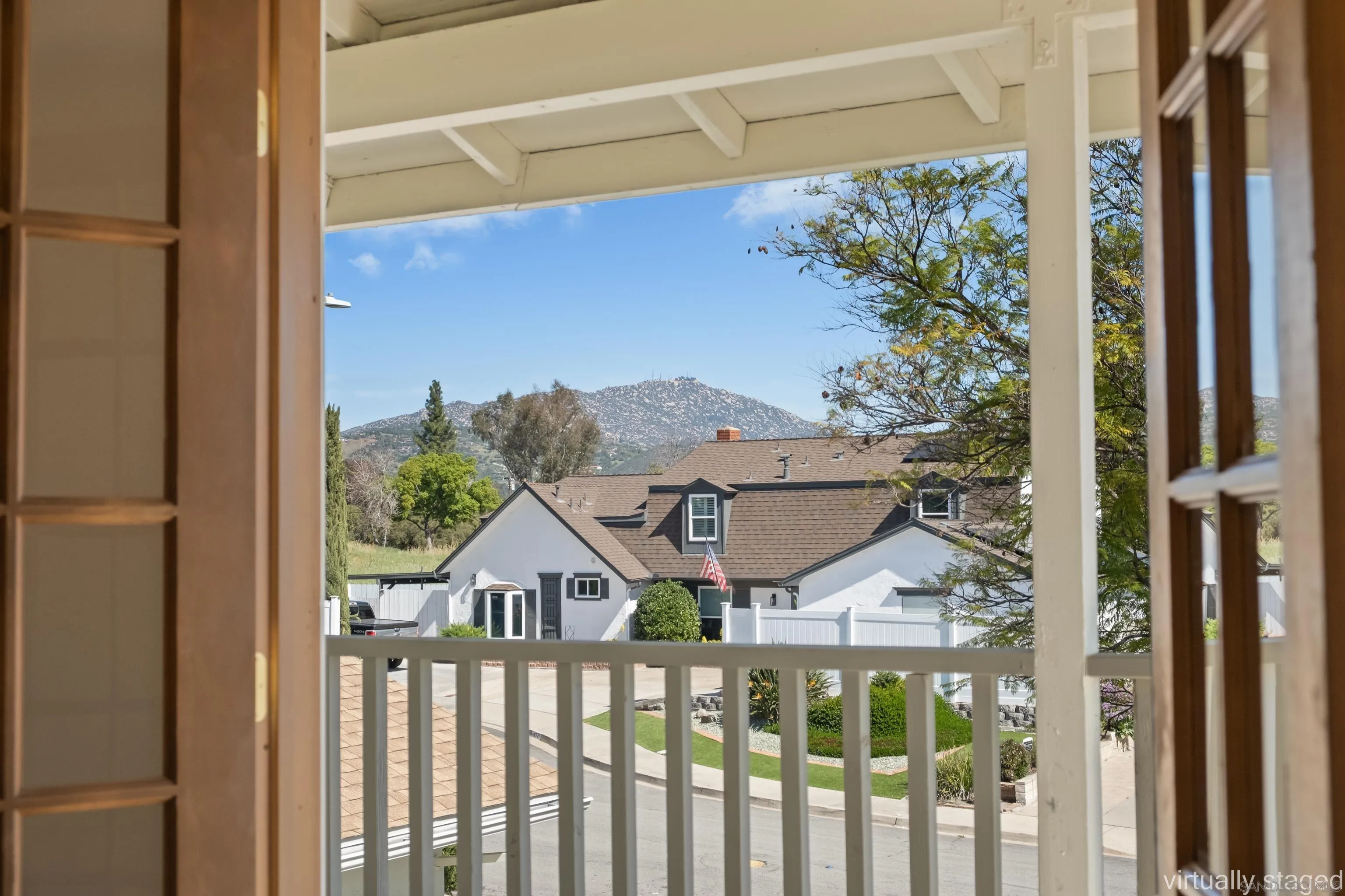 14334 Sandown Ct