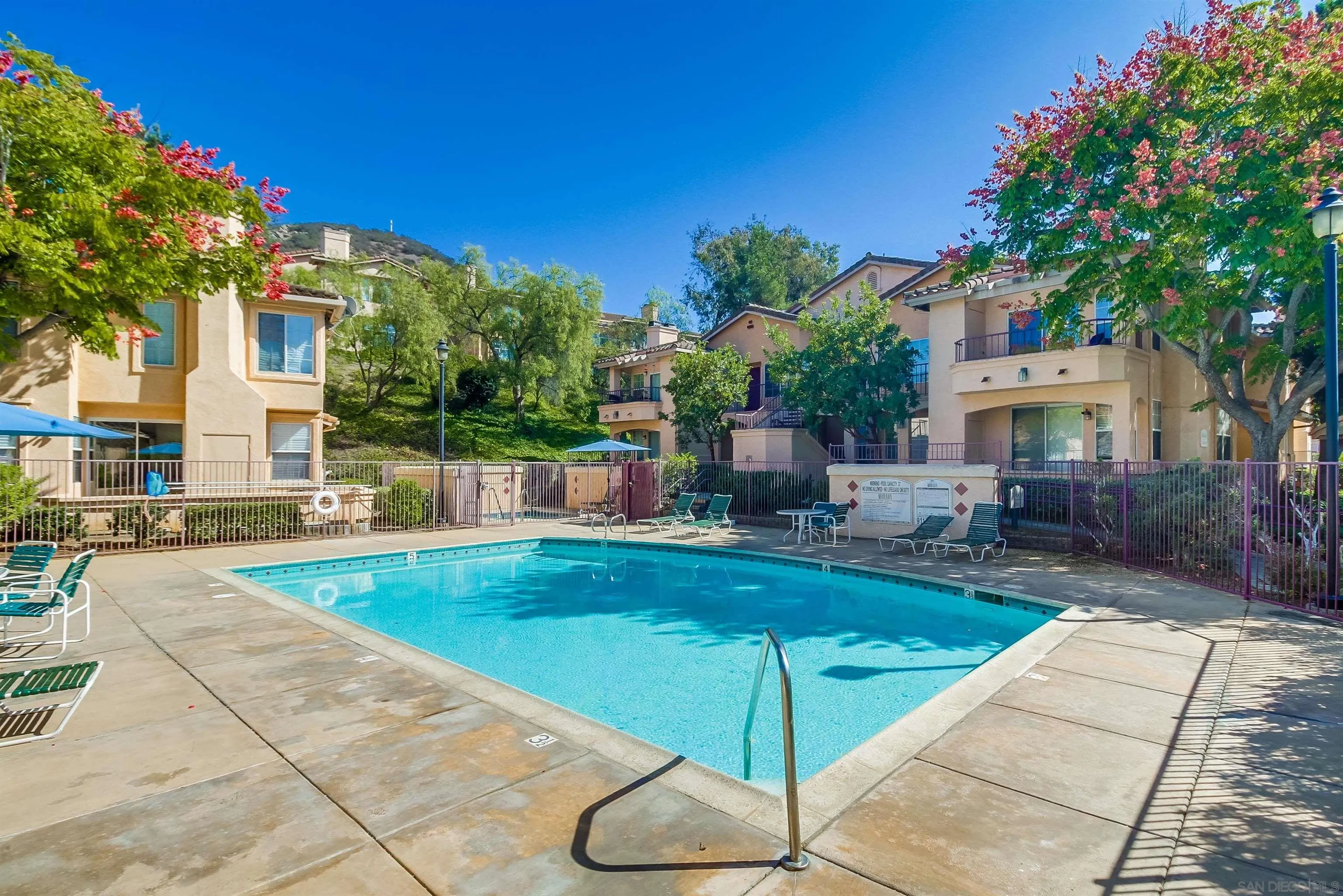 18736 Caminito Cantilena Unit 194