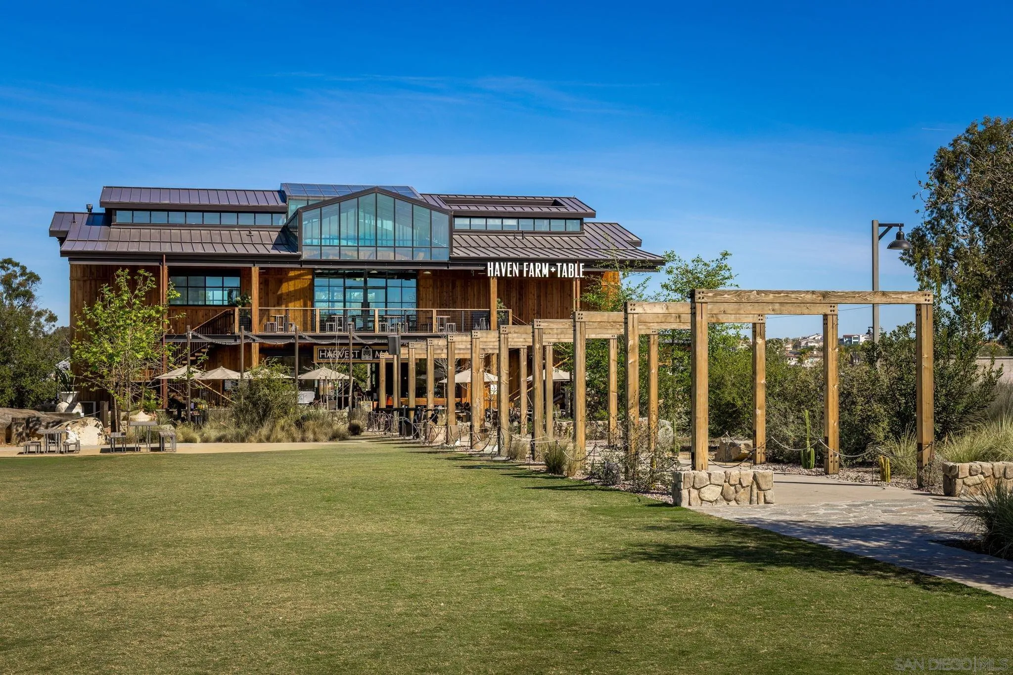 1107 Catania Court Unit 208