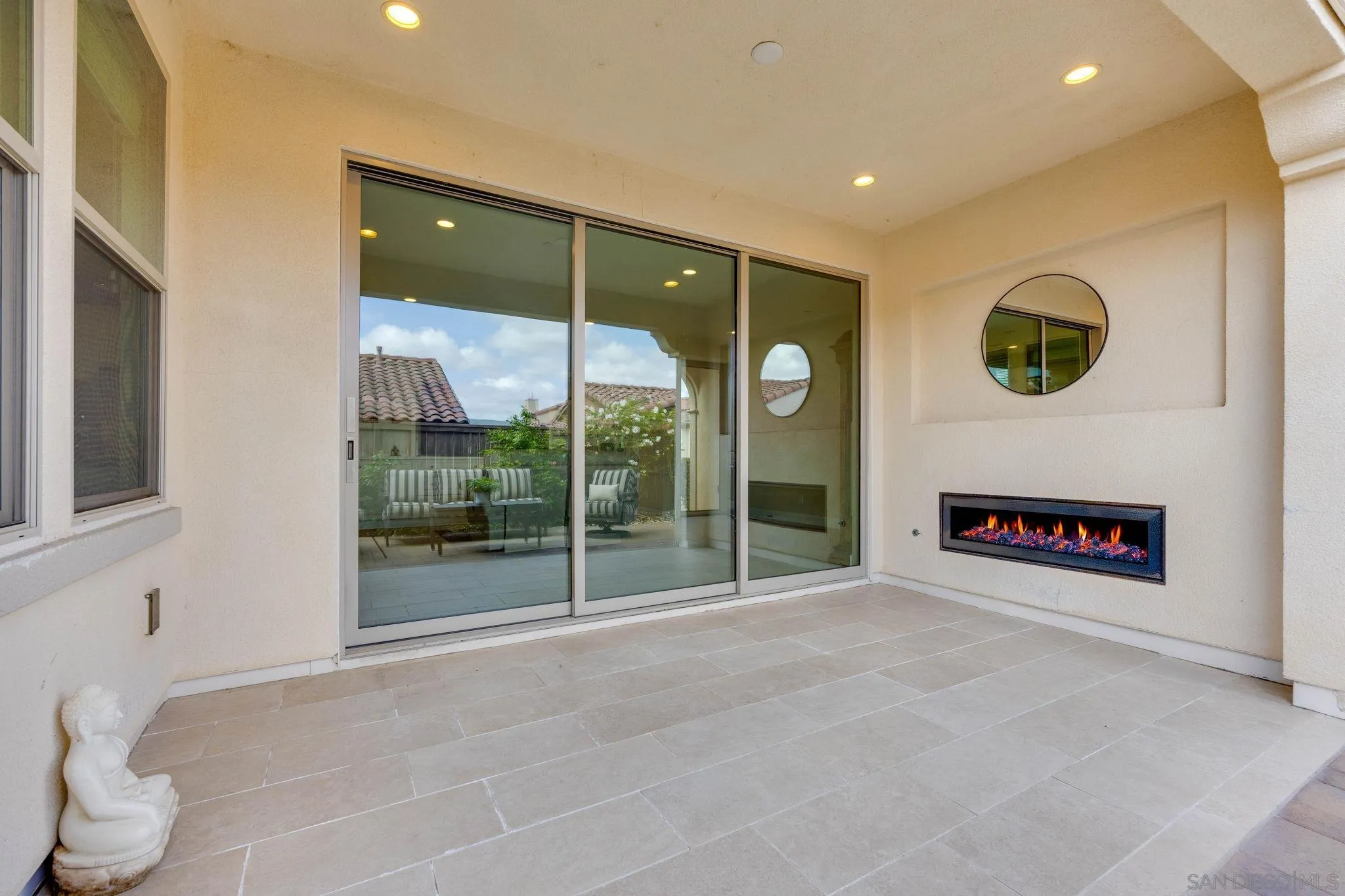 7957 Auberge Circle