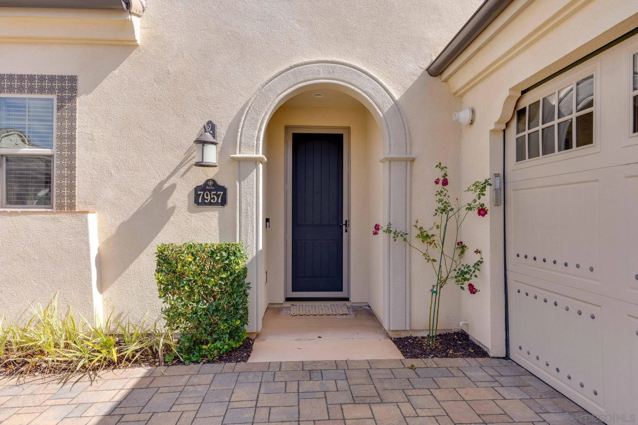 7957 Auberge Circle