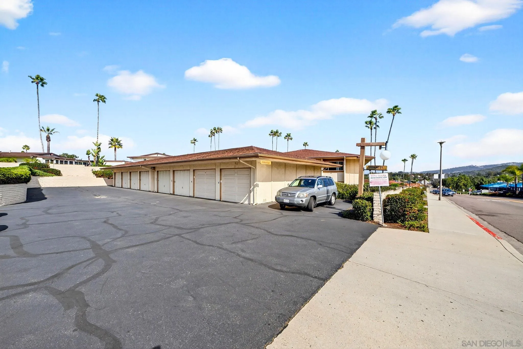 1031 Susana Ct
