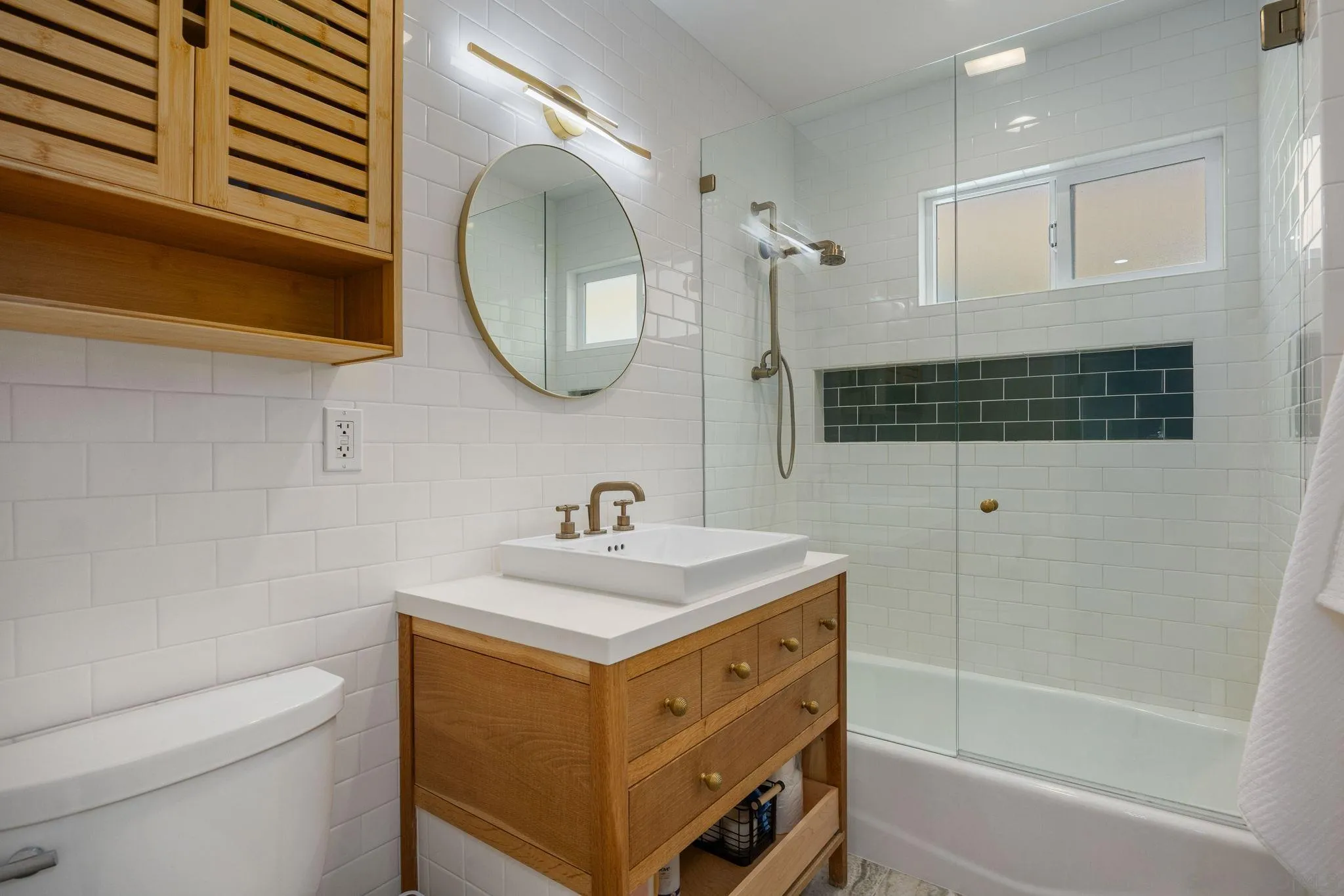 2449 Manchester Ave, Cardiff-by-the-Sea