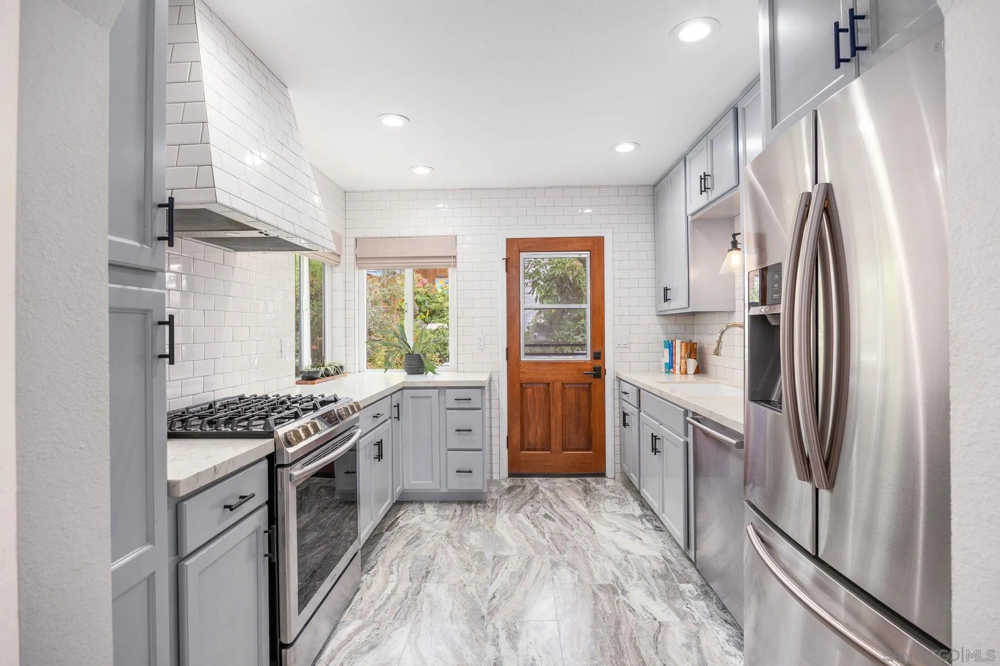 2449 Manchester Ave, Cardiff-by-the-Sea