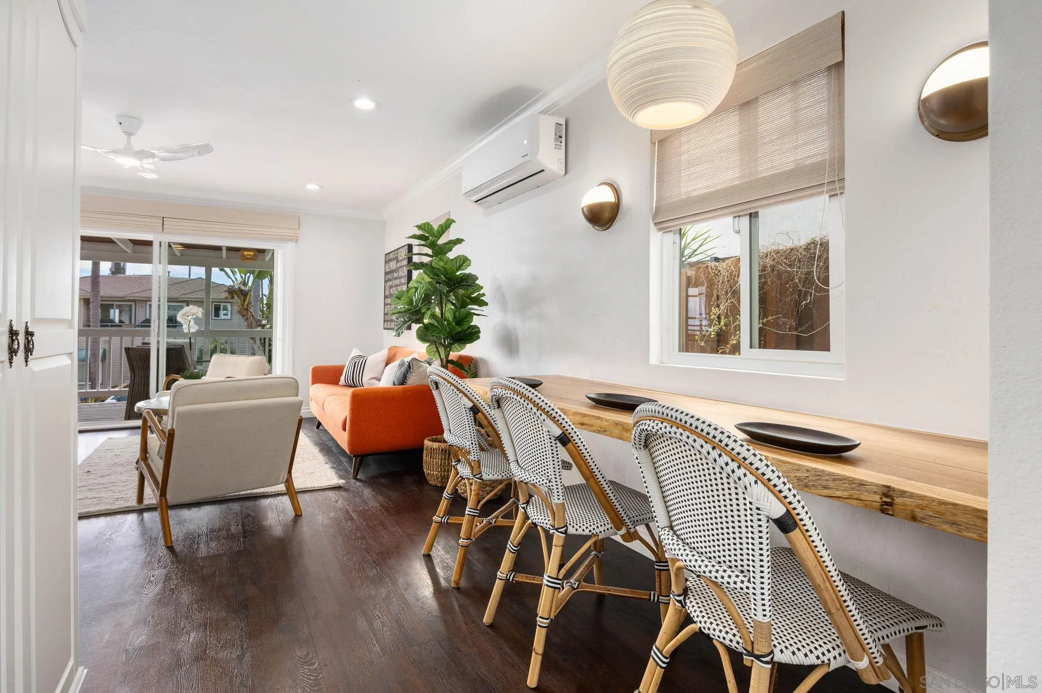 2449 Manchester Ave, Cardiff-by-the-Sea