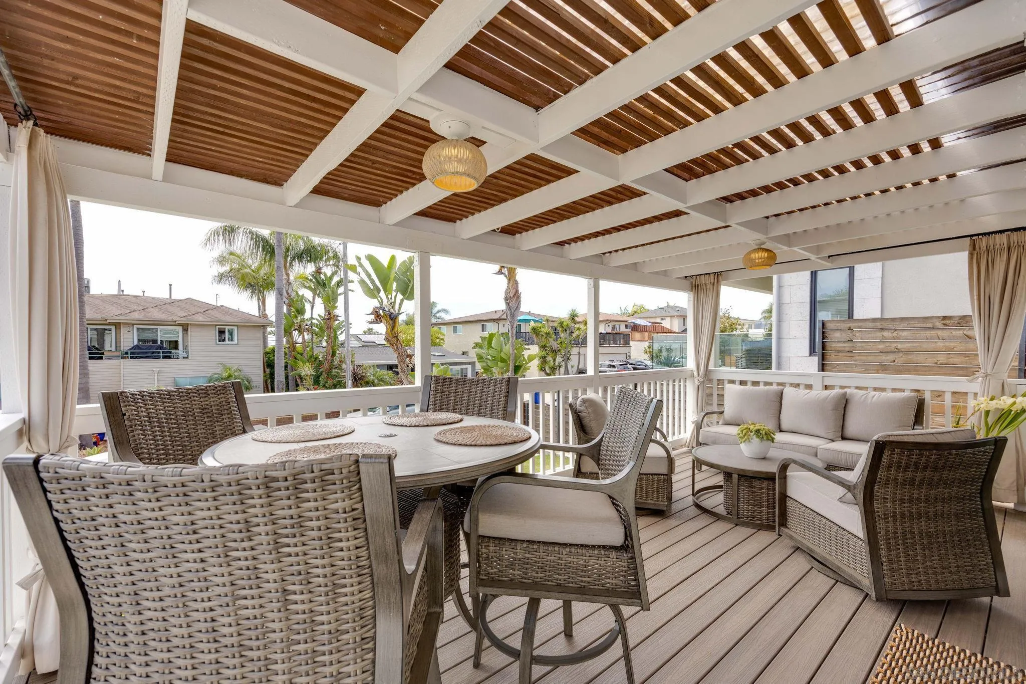 2449 Manchester Ave, Cardiff-by-the-Sea