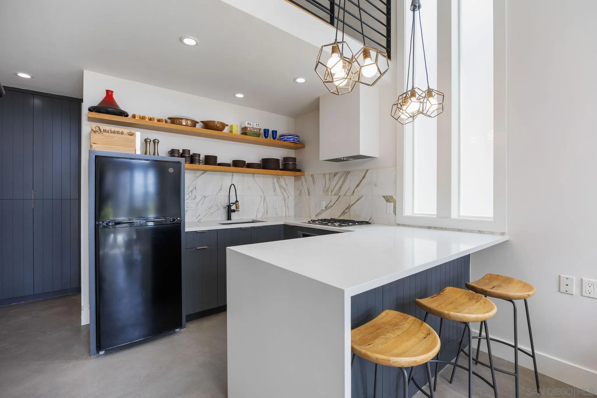 2449 Manchester Ave, Cardiff-by-the-Sea