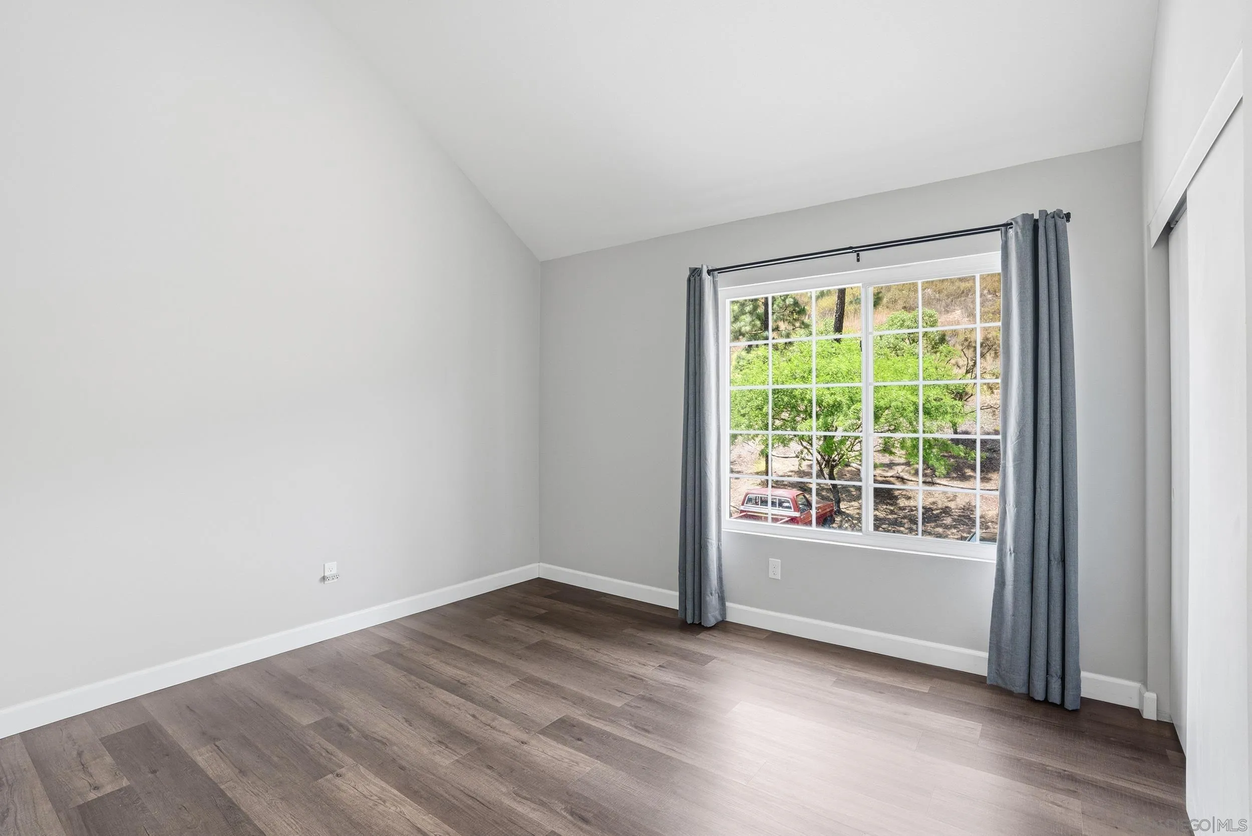3793 Balboa Ter Unit A