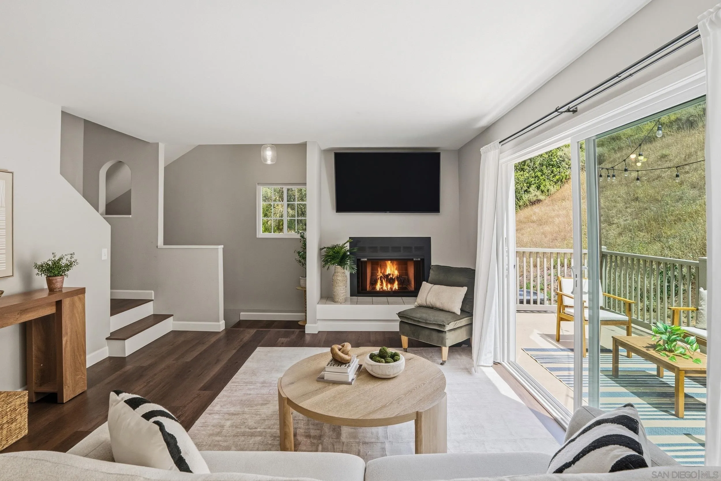 3793 Balboa Ter Unit A