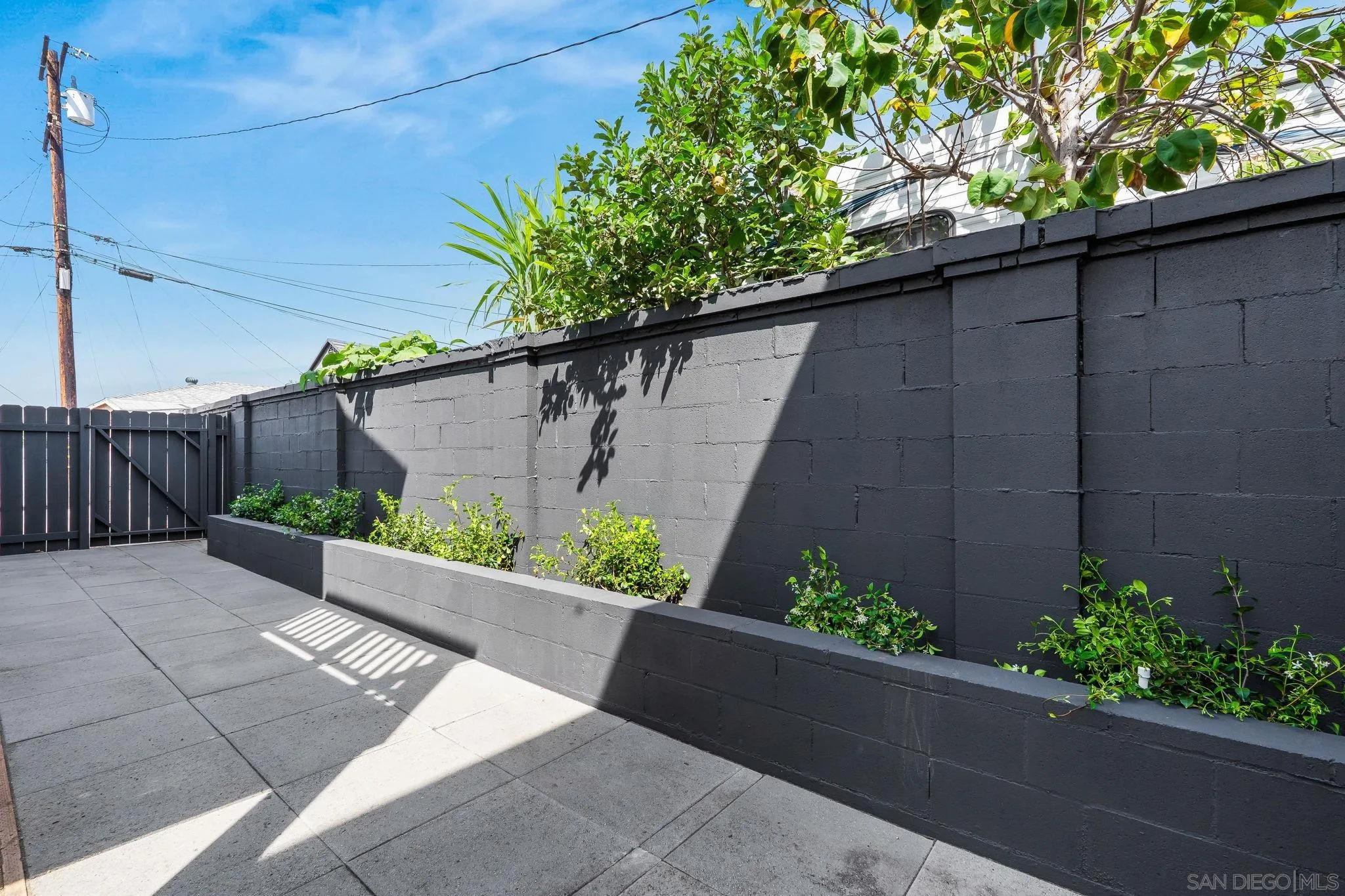 3546-3552 47th St