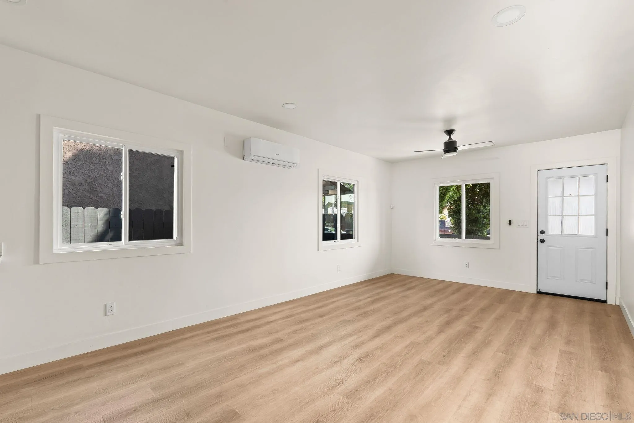 3546-3552 47th St
