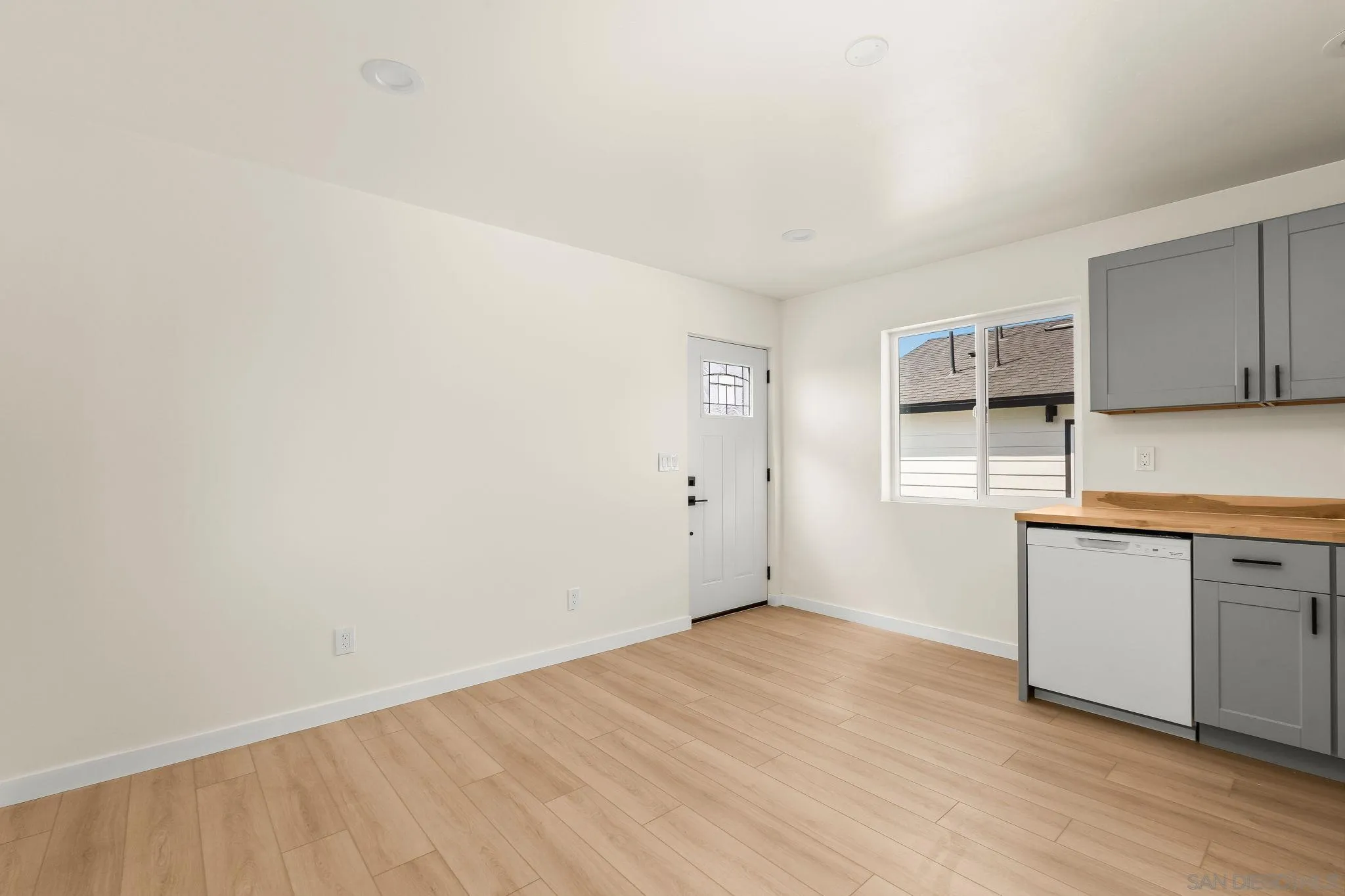 3546-3552 47th St