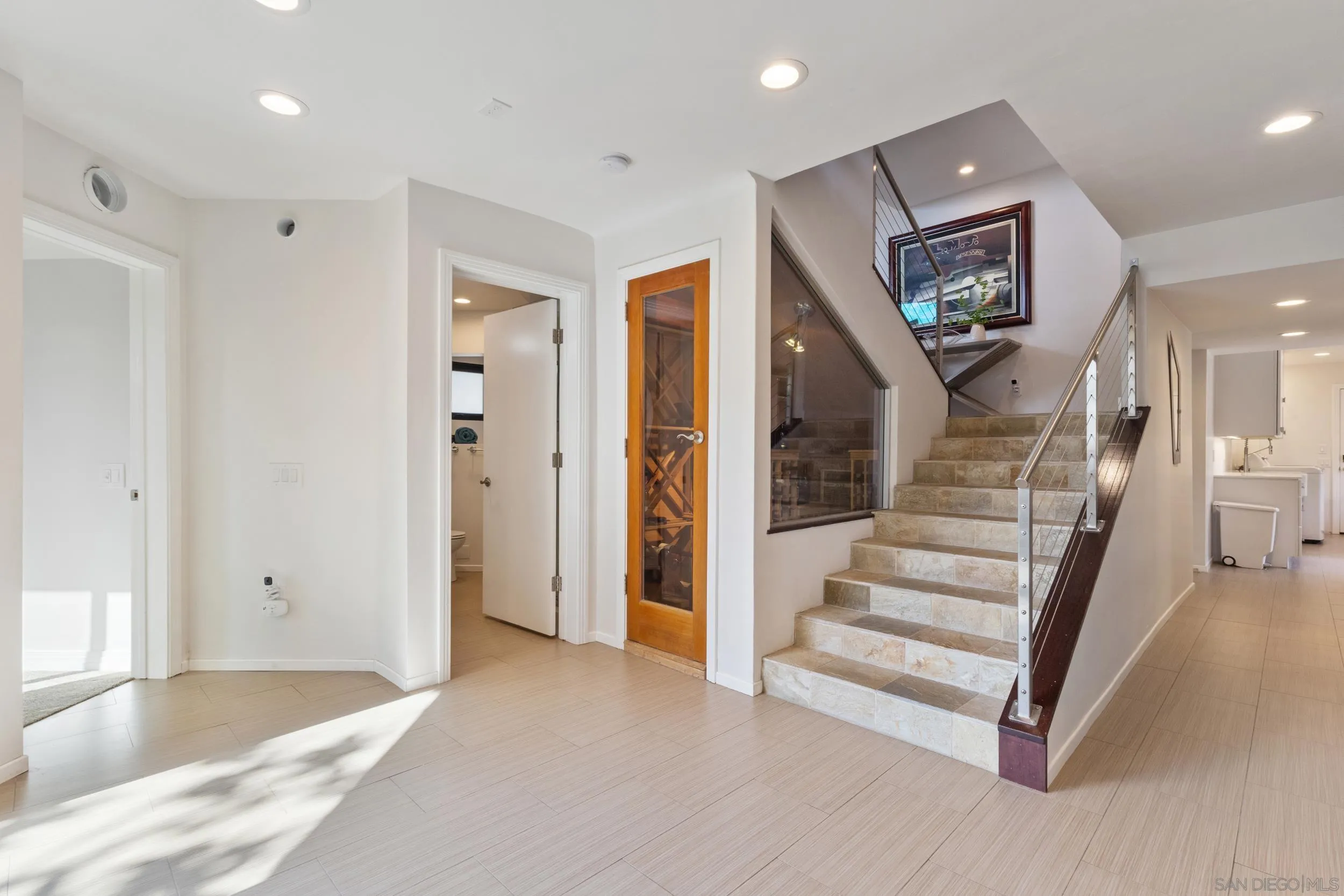 2709 Unicornio Street