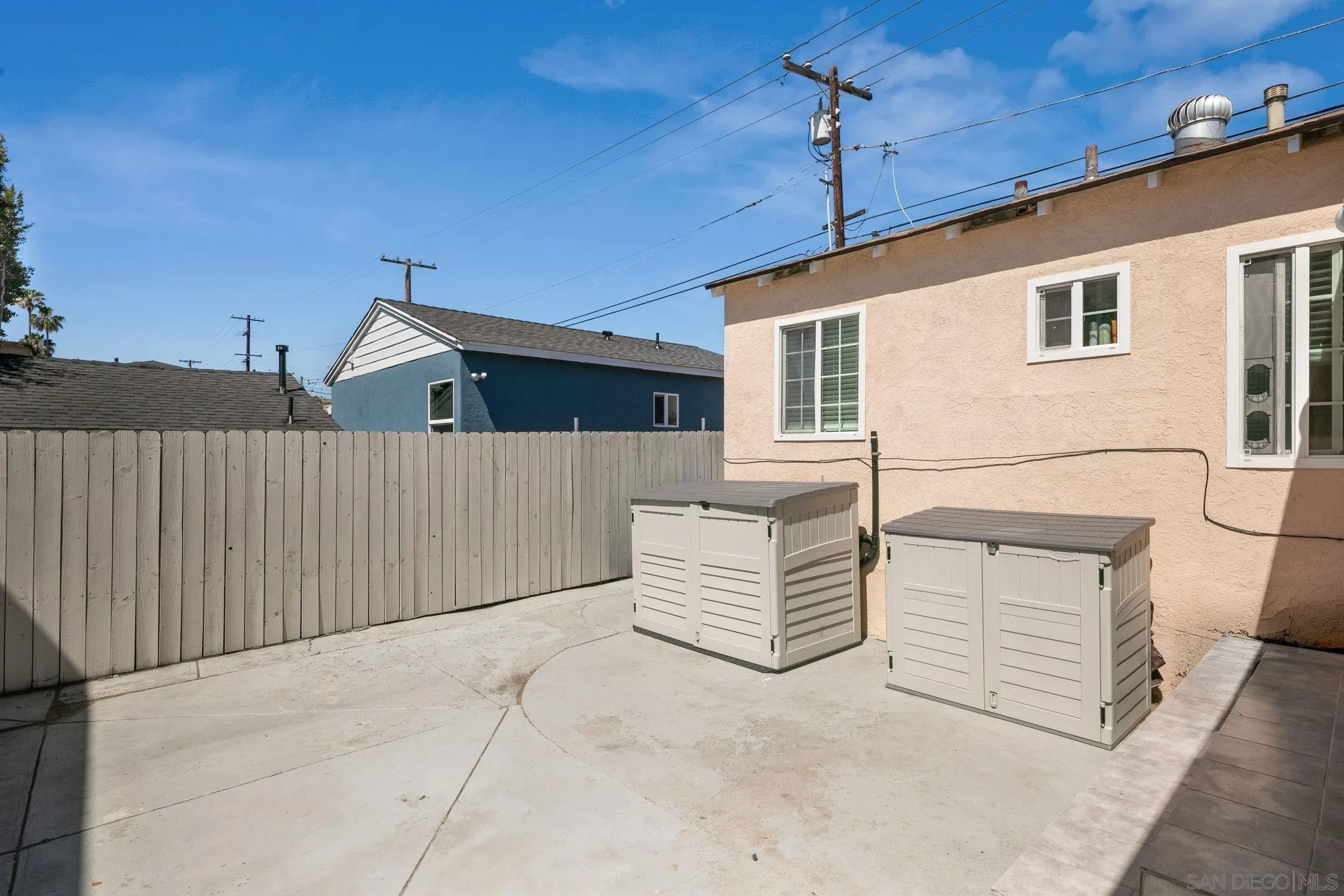 4863 Polk Ave.