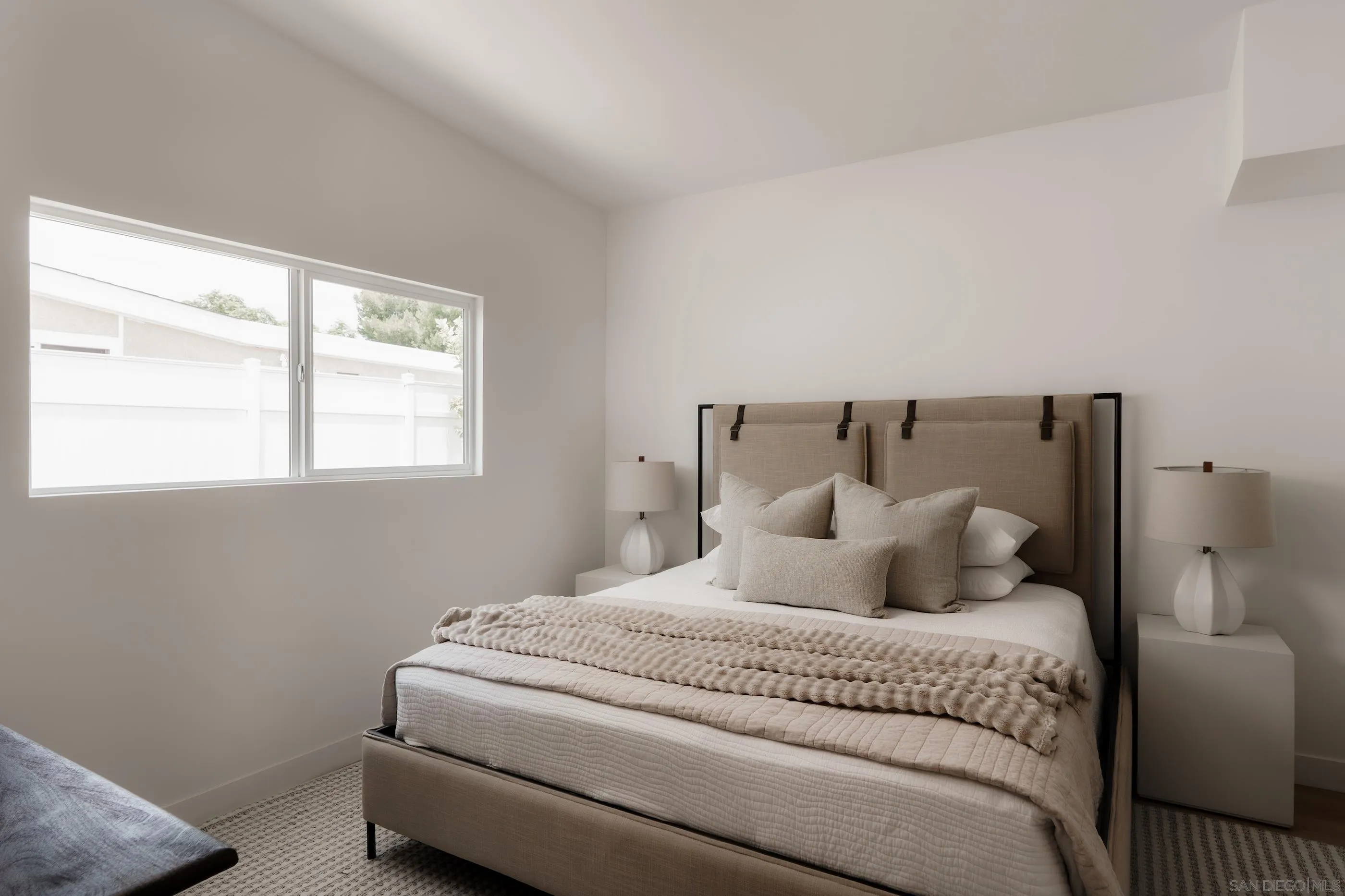 2806 Mission Village Dr