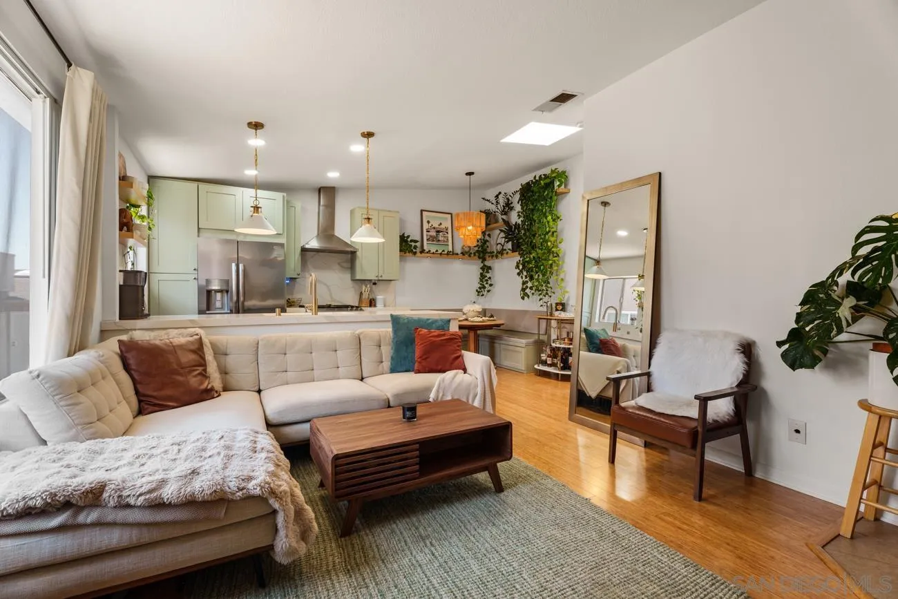 3932 Hamilton Unit 5