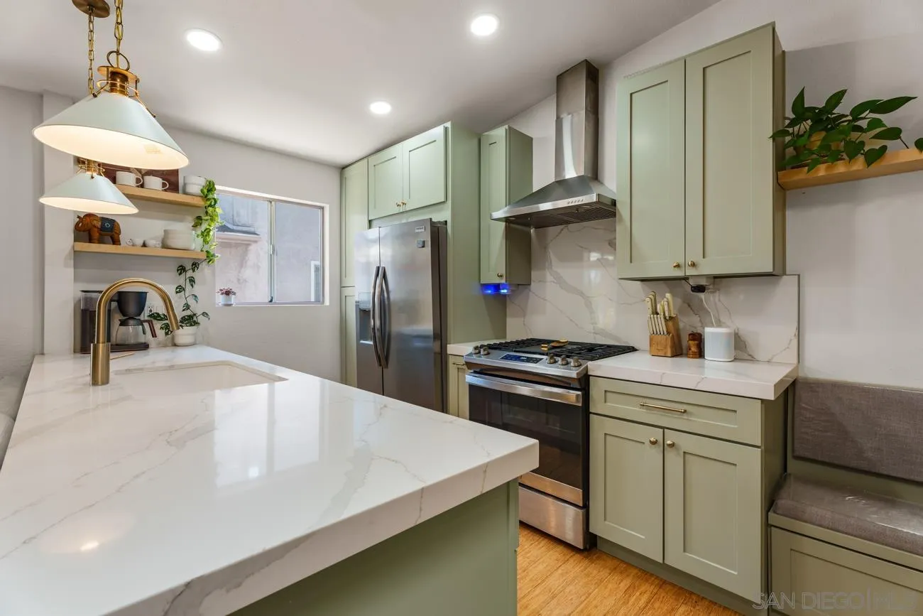 3932 Hamilton Unit 5