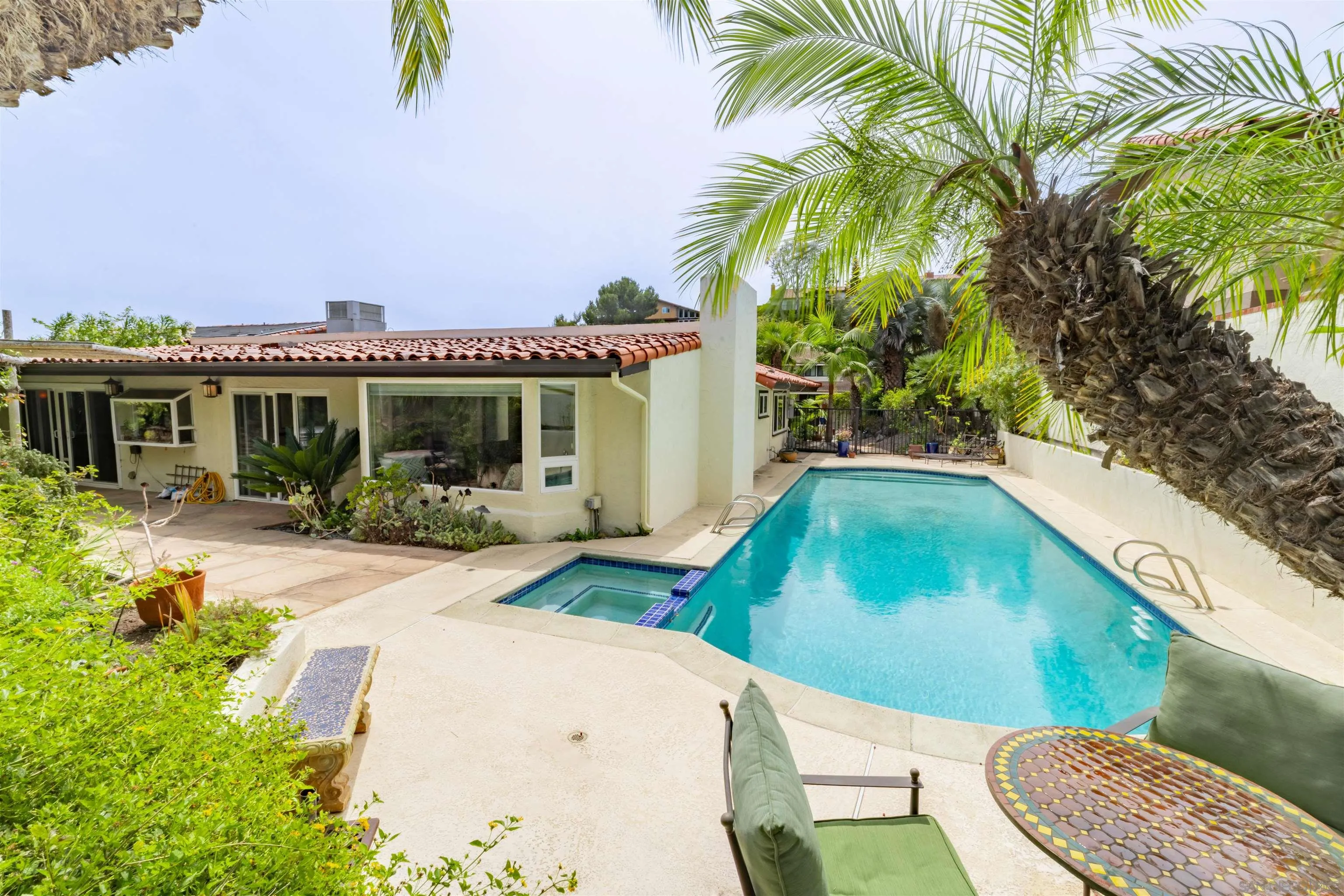 5341 Westknoll Lane