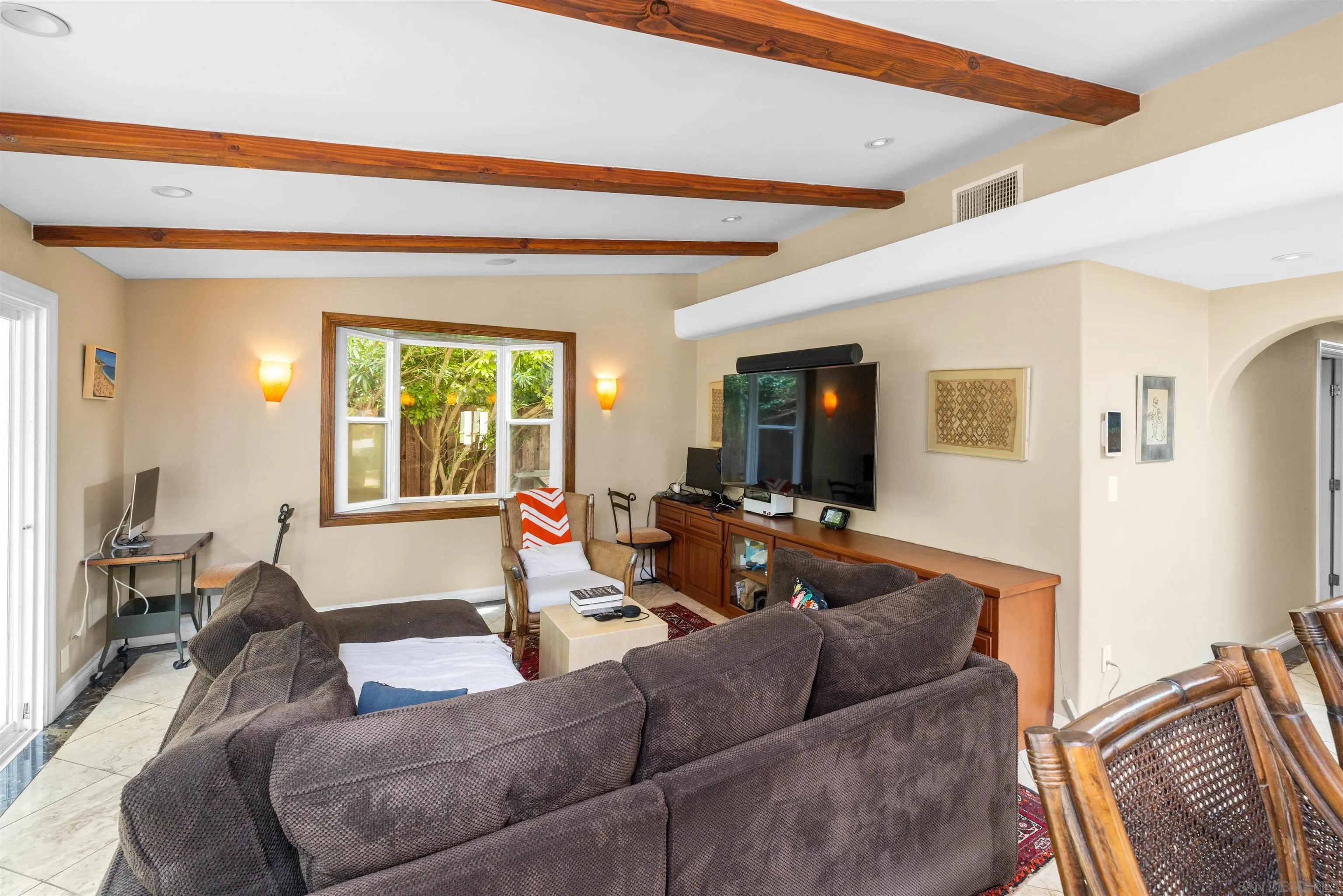 5341 Westknoll Lane