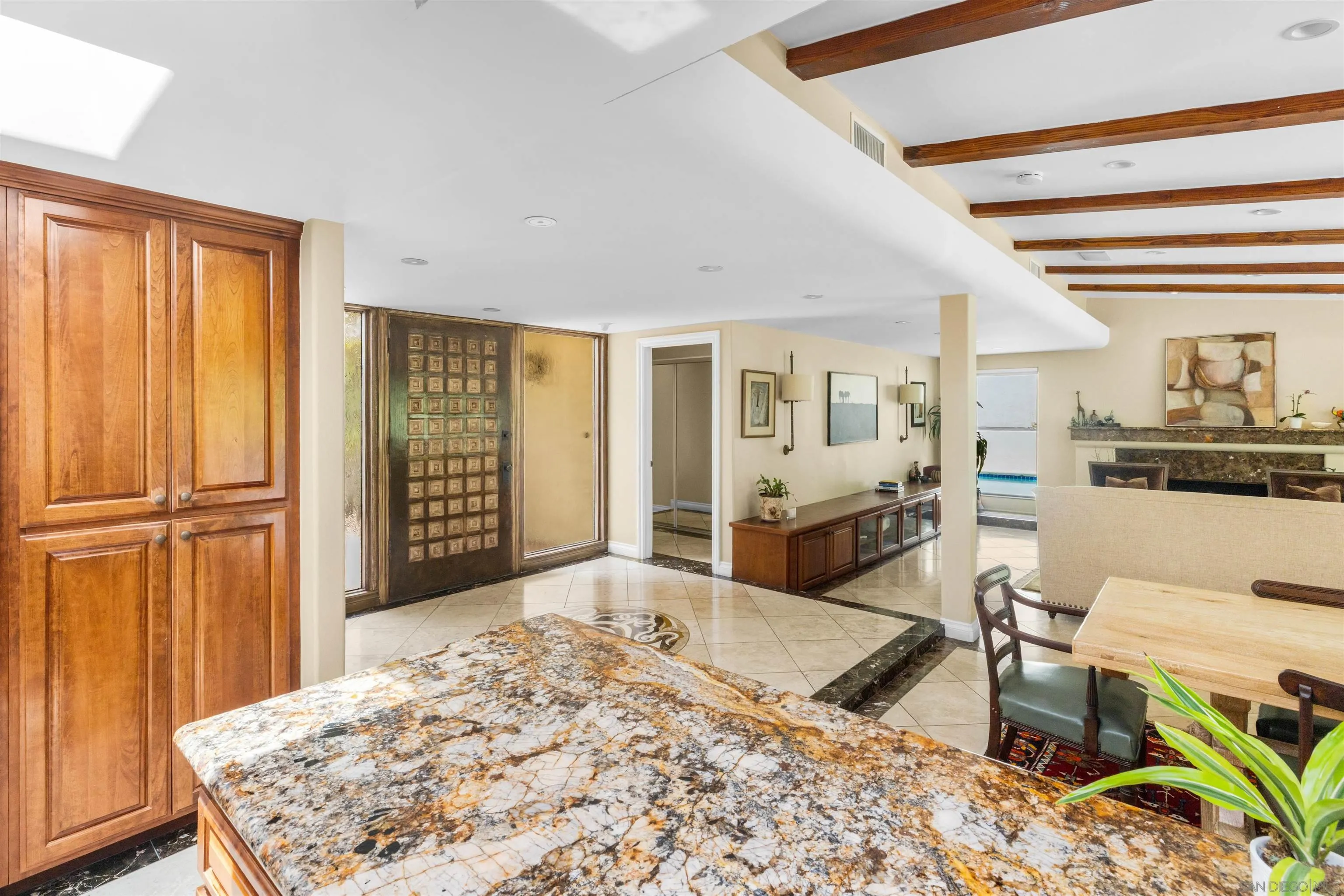 5341 Westknoll Lane