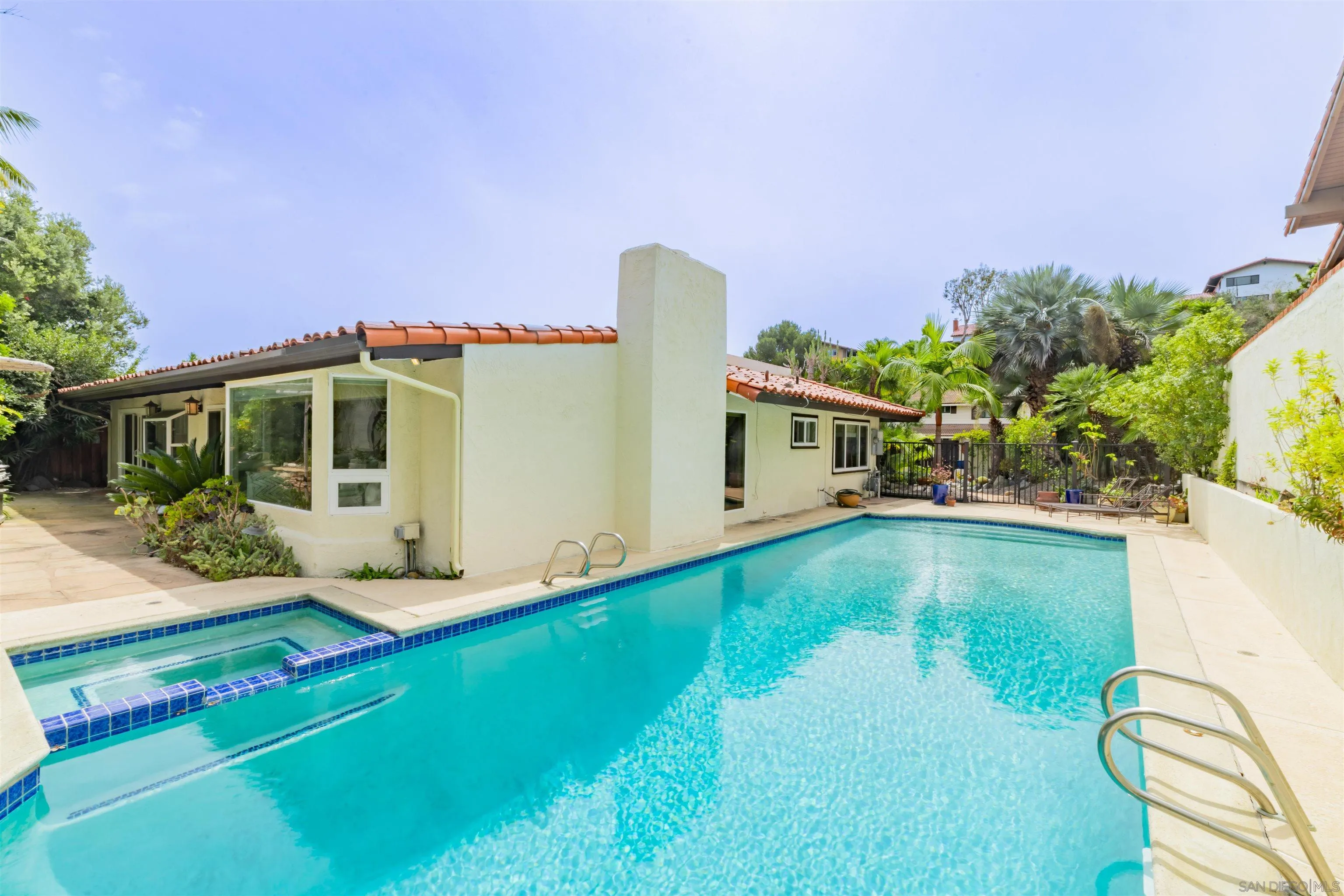 5341 Westknoll Lane