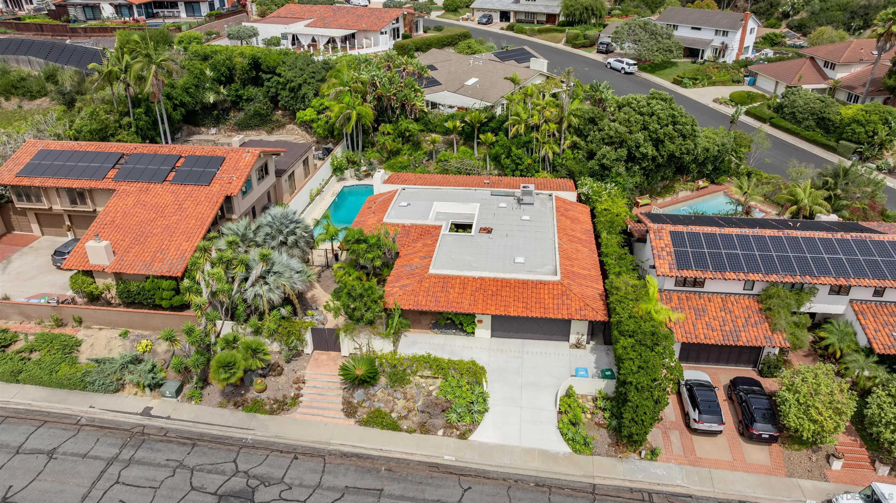 5341 Westknoll Lane