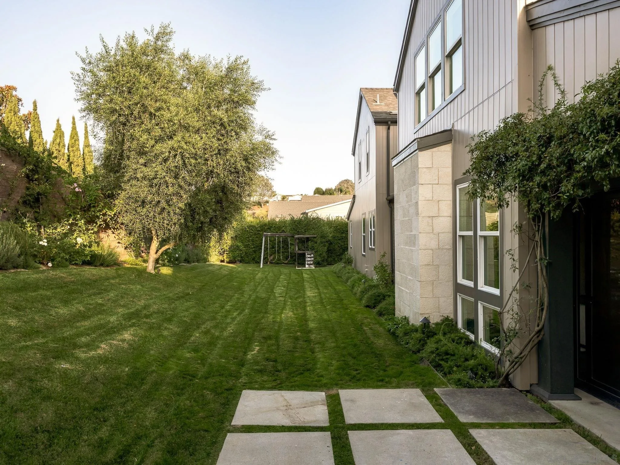1432 Enclave Court