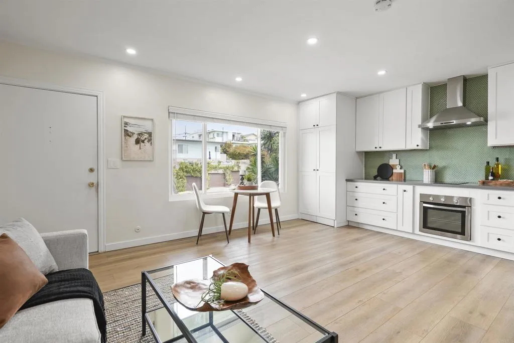 1641 Sunset Cliffs Blvd Unit 4