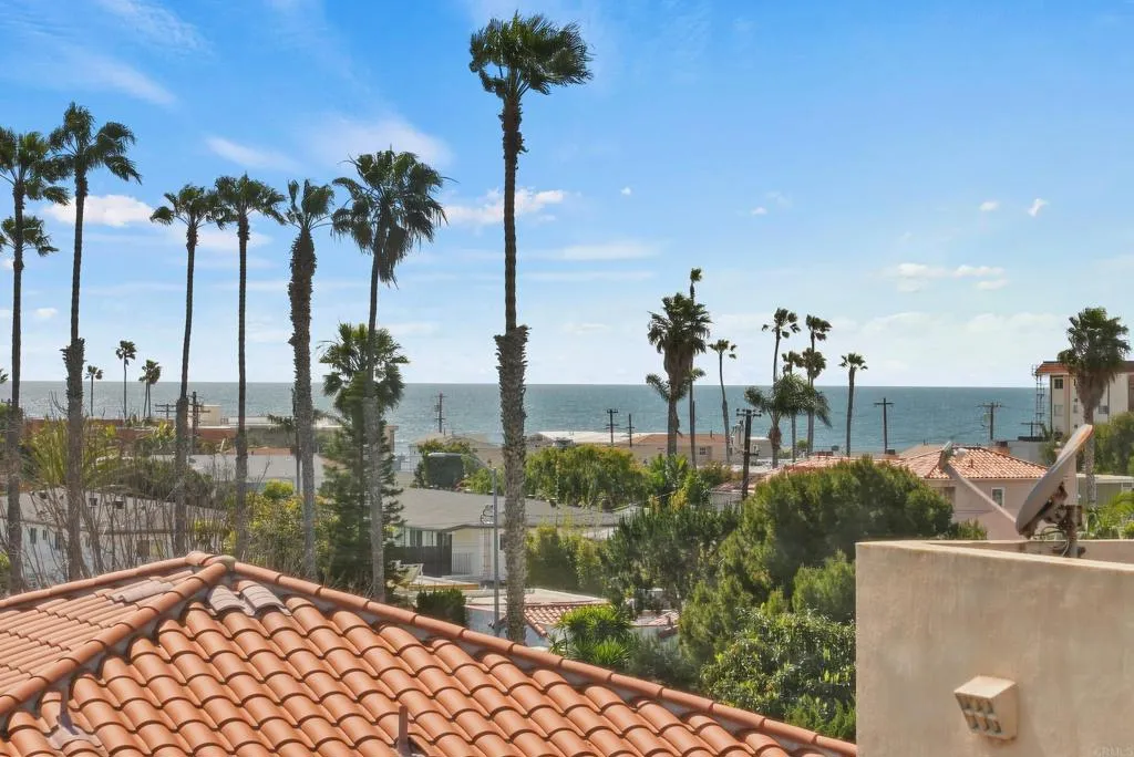 1641 Sunset Cliffs Blvd Unit 4