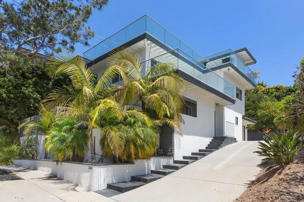5243 Cardeno Drive