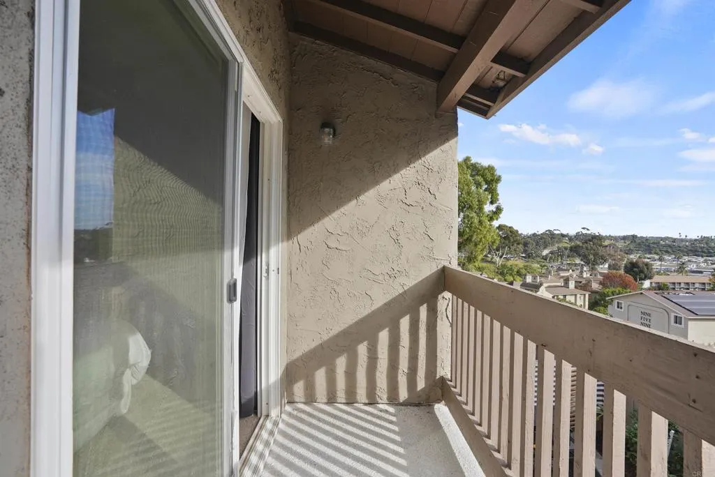 615 Vine St Unit Unit 8