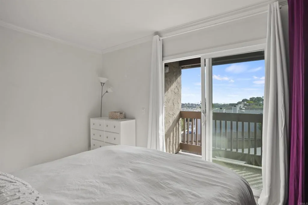 615 Vine St Unit Unit 8
