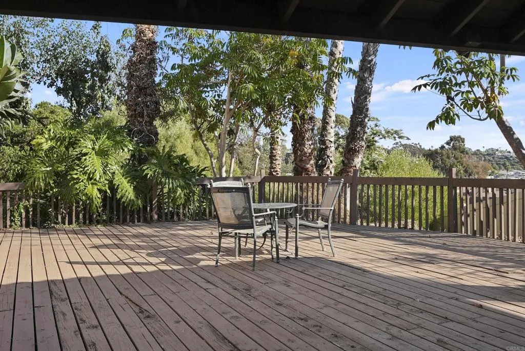 615 Vine St Unit Unit 8