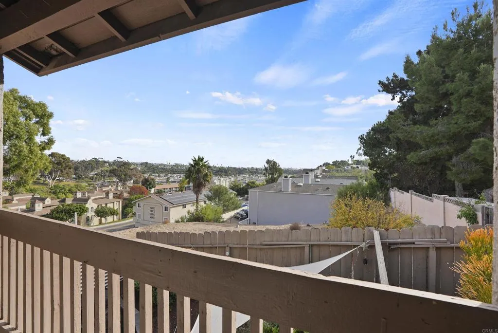 615 Vine St Unit Unit 8