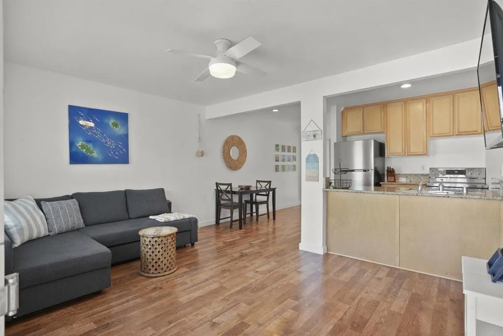 615 Vine St Unit Unit 8