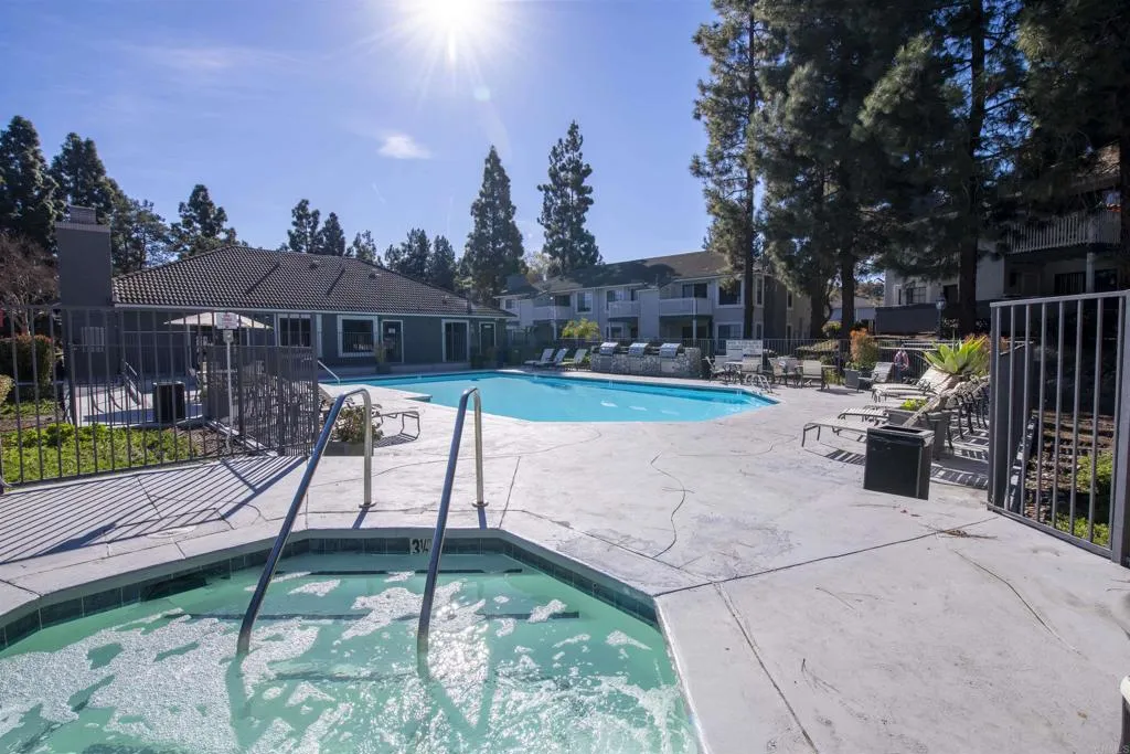 15048 Avenida Venusto Unit 254