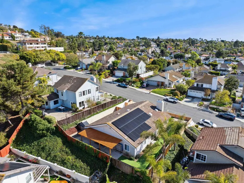 3132 Del Rey Avenue
