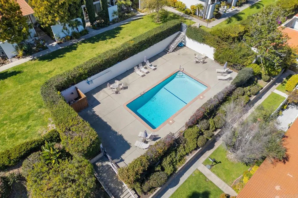7095 Estrella De Mar Road Unit C