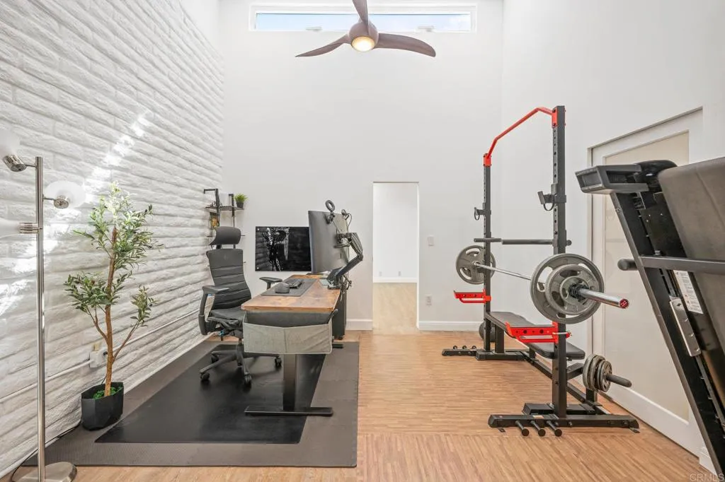 7095 Estrella De Mar Road Unit C
