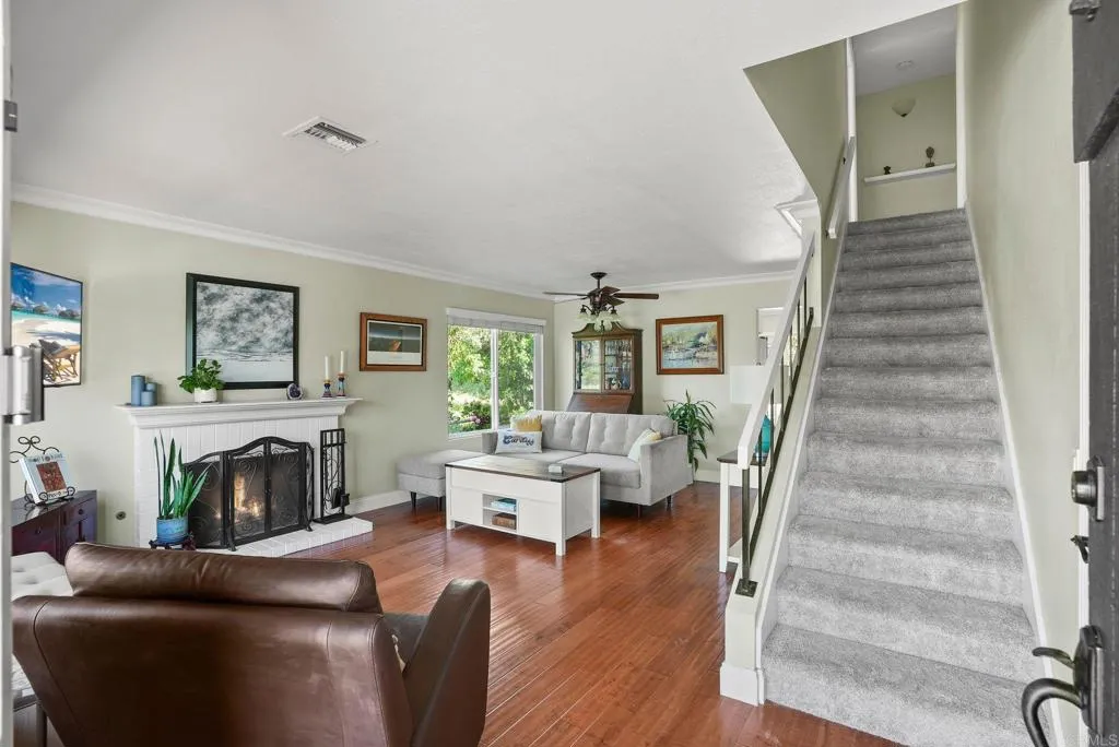 1015 Sandcastle Dr