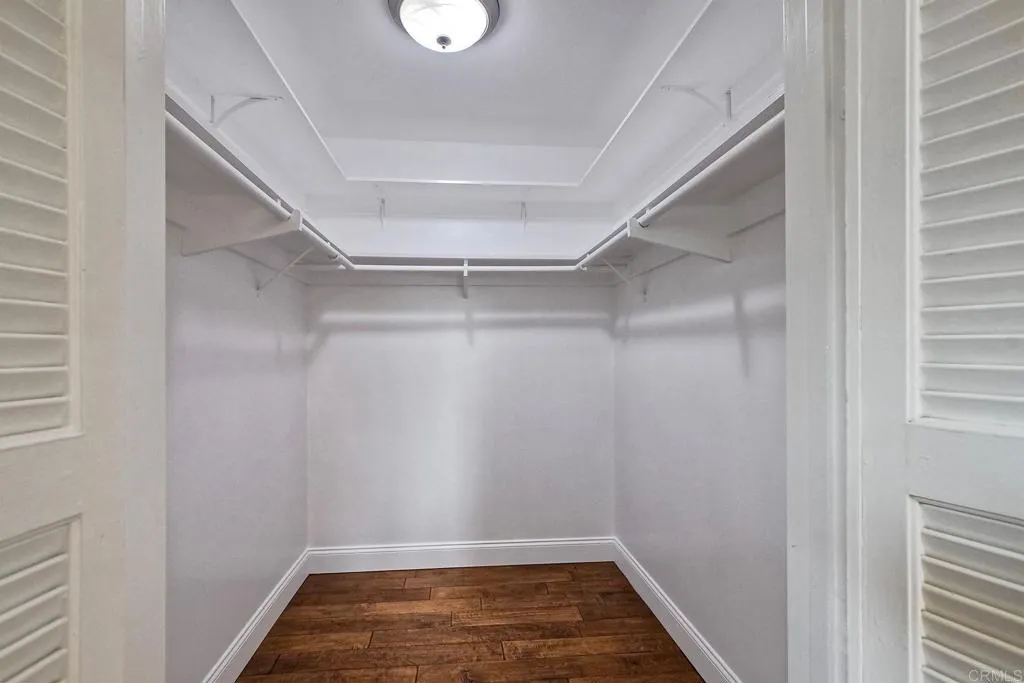 402 Parkwood Lane
