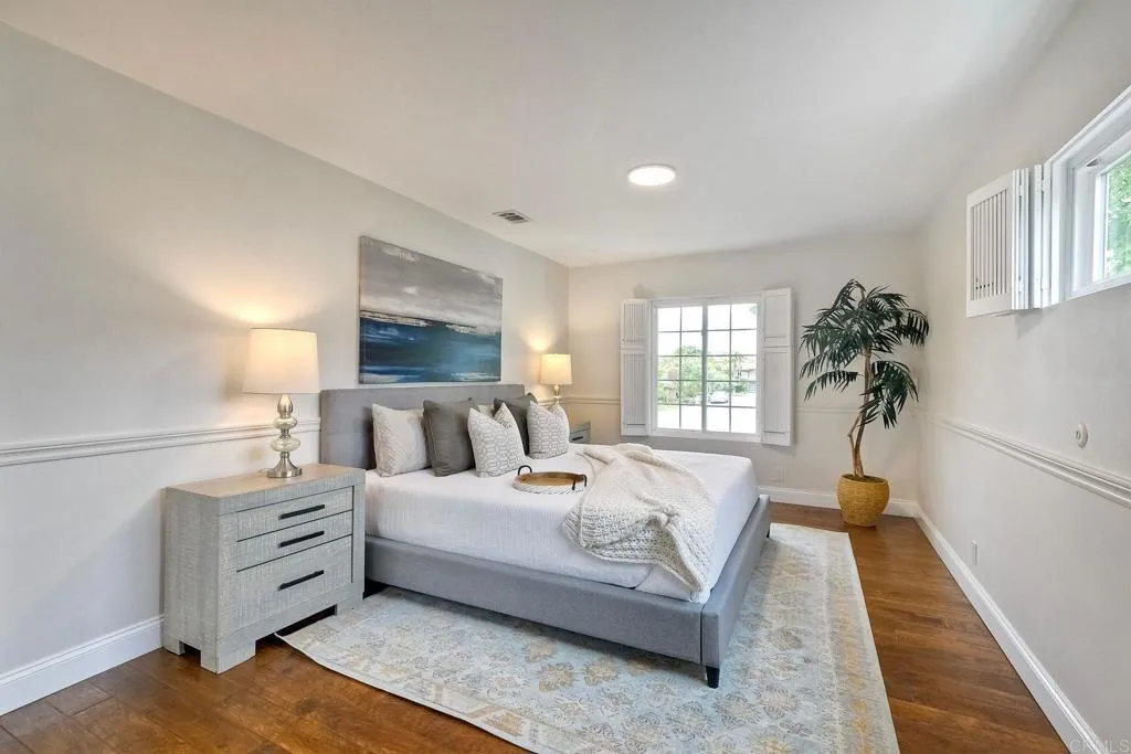 402 Parkwood Lane