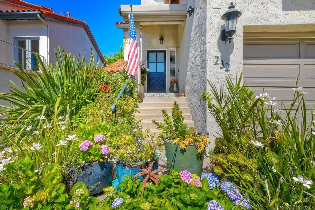 232 Hygeia Court