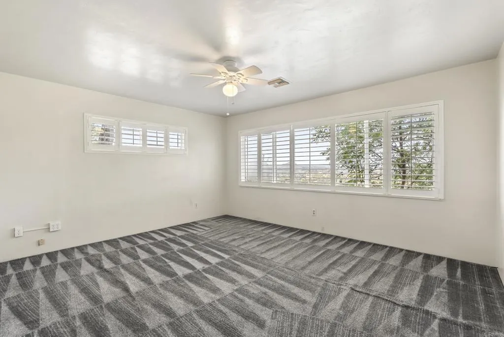 899 Van Horn Rd